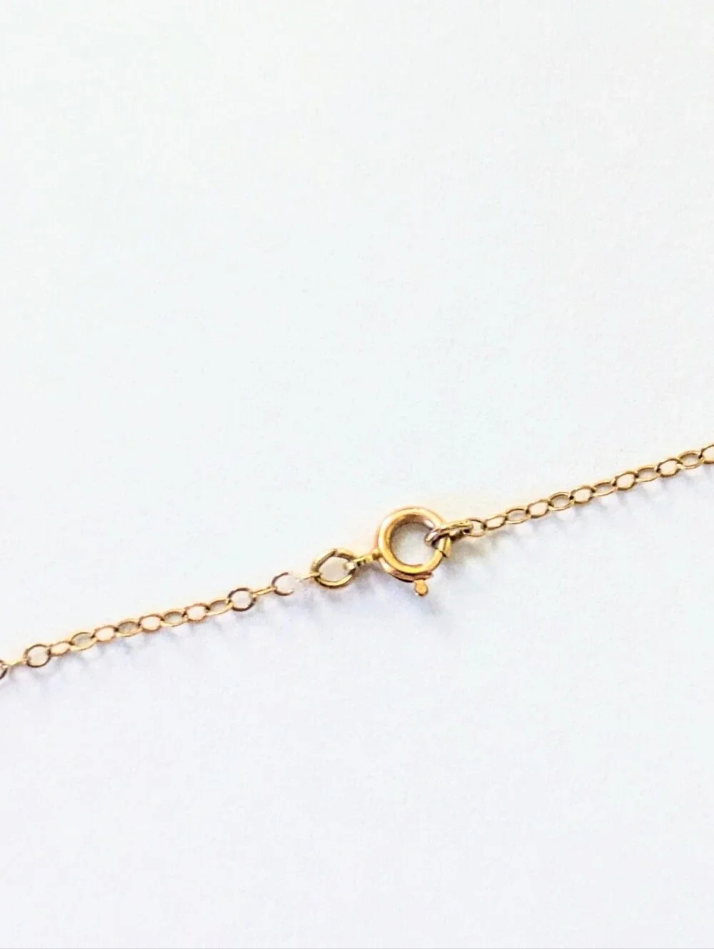 Adorable 14k Solid Yellow Gold LUV Script Pendant Choker Necklace 15.5